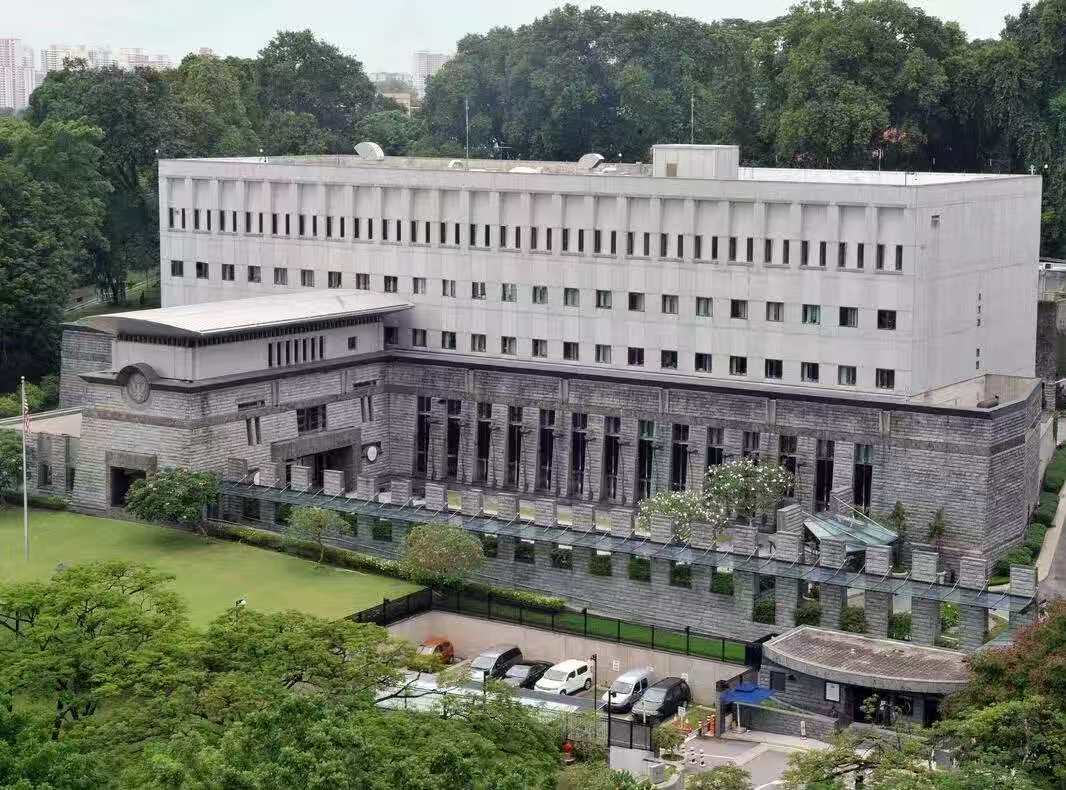 美国特朗普政府暂停全球使领馆签证申请面谈
