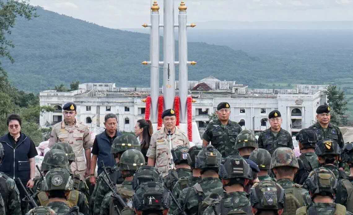 阿努廷戎装访边境争议地区 柬提出迄今最强烈抗议